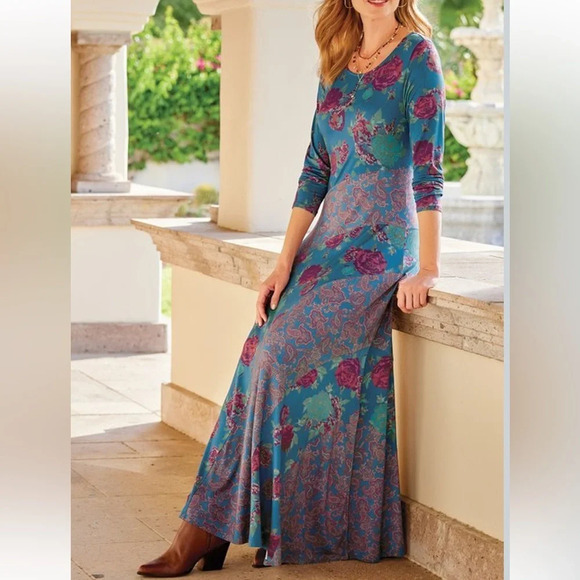 Soft Surroundings Beautiful Blue Floral Design Ismerelda Dress. Size Large. - Picture 8 of 12